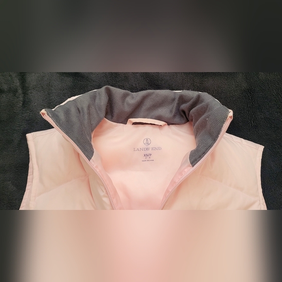 Lands' End Puffer Vest, Light Pink, Size XS/P - Picture 2 of 5